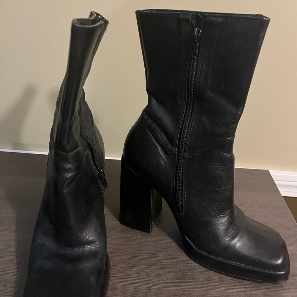 Steve Madden heel boots